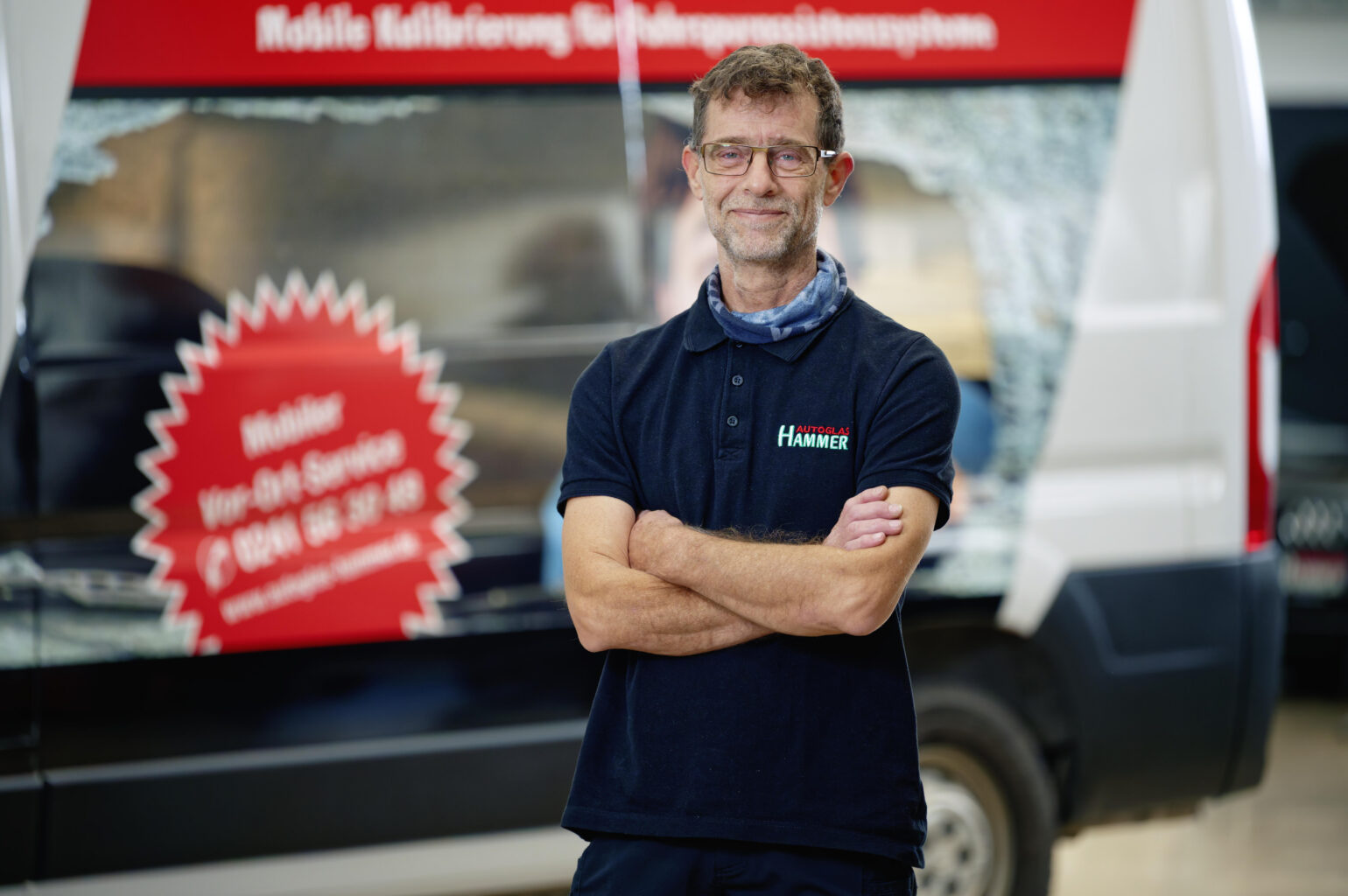 Austausch und Reparatur von Autoglas - Christian Piepenbrink von Autoglas Hammer aus Aachen