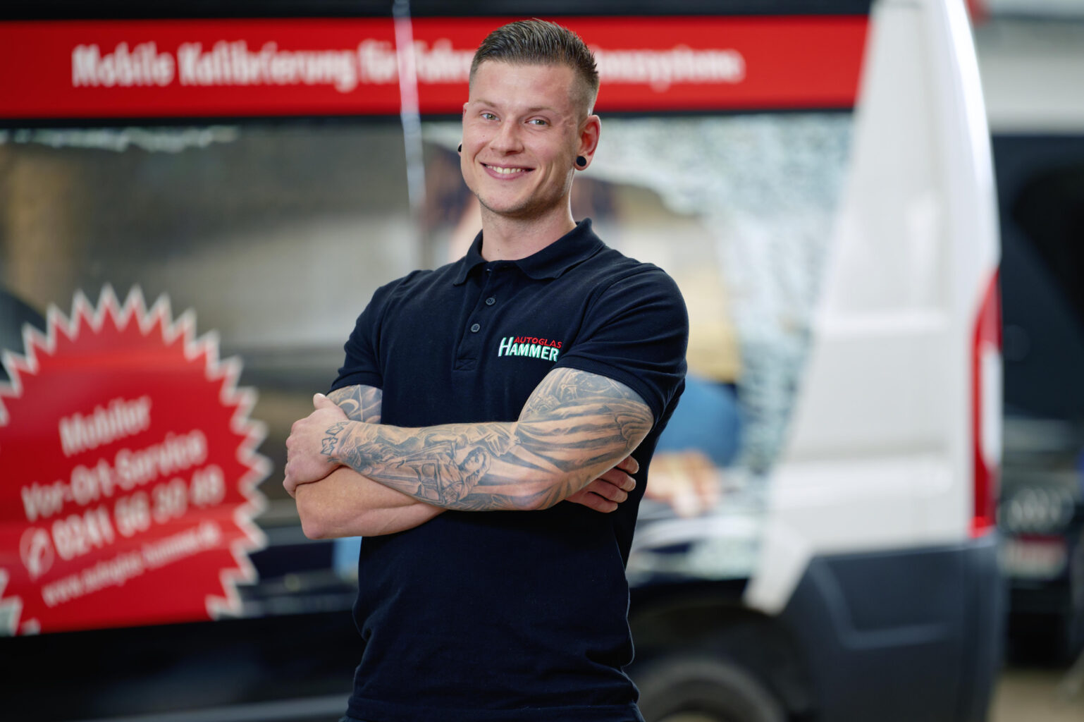 Austausch und Reparatur von Autoglas - Sebastian Horrmann von Autoglas Hammer aus Aachen