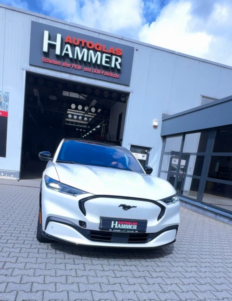 Ford Scheibenwechsel in Aachen - Autoglas Hammer